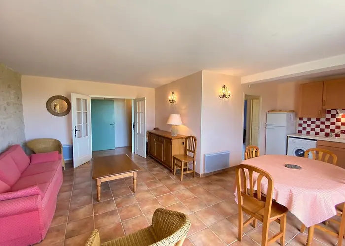 04b3 Beautiful T3 In The Heart Of Lavender - Pool * Brunet